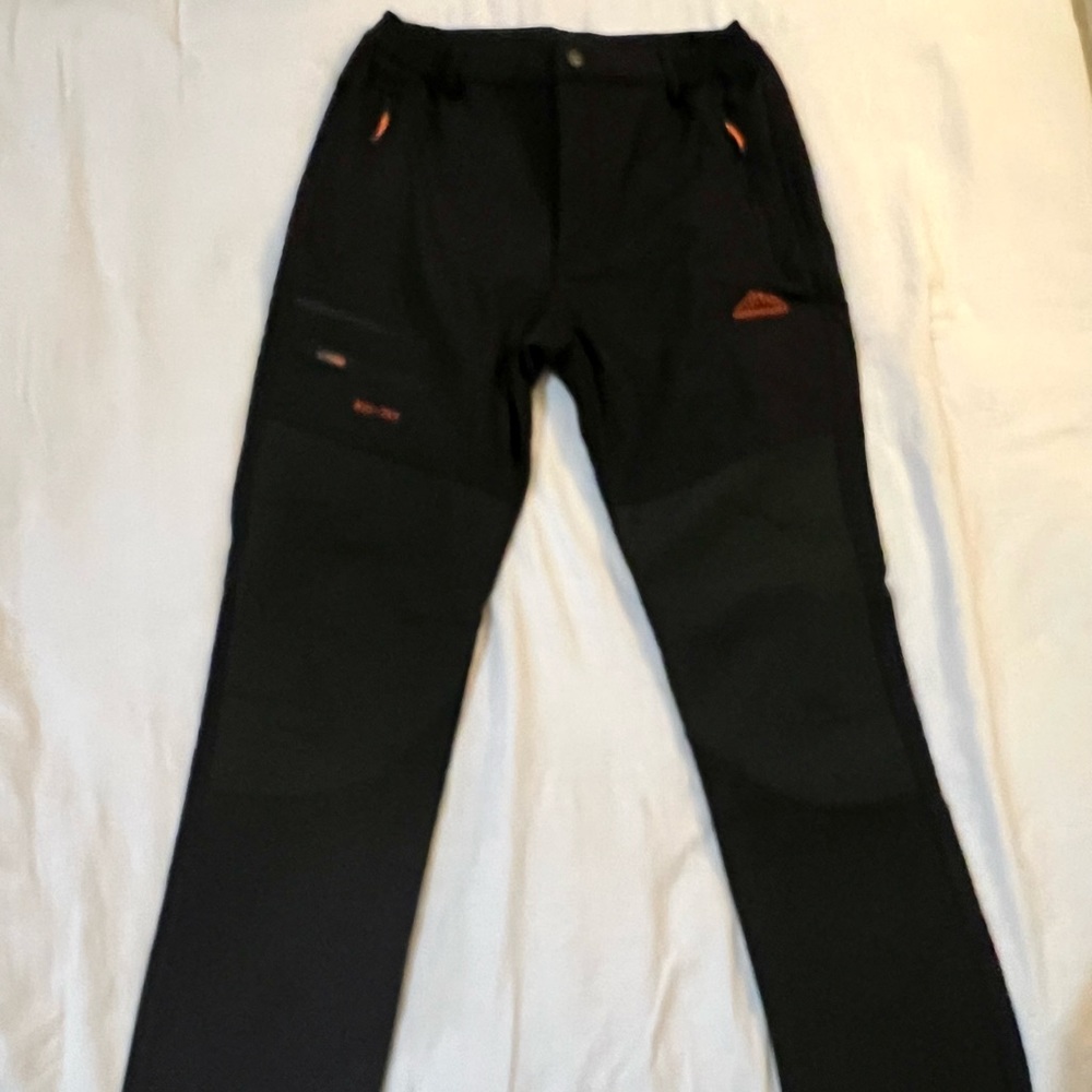 Snow/ski pants. By outdoor sport. Sz Medium